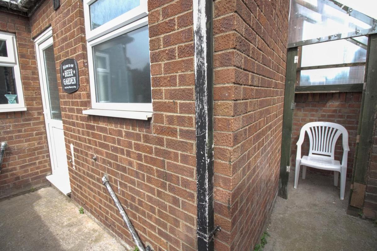 Egton St - Stylish House With Parking, Near Town! Villa Kingston upon Hull Exterior photo